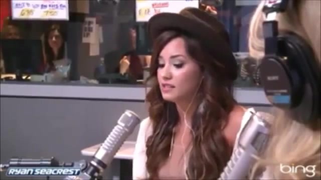 Demi Lovato\'s Interview with Ryan Seacrest -Skyscraper premier [Full] 0634