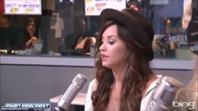 Demi Lovato\'s Interview with Ryan Seacrest -Skyscraper premier [Full] 0250