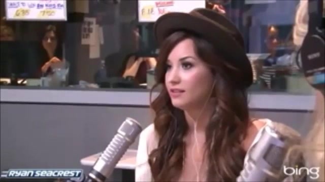 Demi Lovato\'s Interview with Ryan Seacrest -Skyscraper premier [Full] 0259