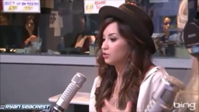 Demi Lovato\'s Interview with Ryan Seacrest -Skyscraper premier [Full] 0279 - Demilu Interview with Ryan Seacrest -Skyscraper premier