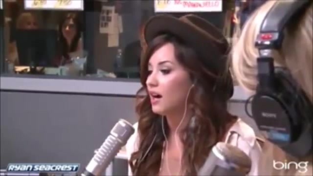 Demi Lovato\'s Interview with Ryan Seacrest -Skyscraper premier [Full] 1503