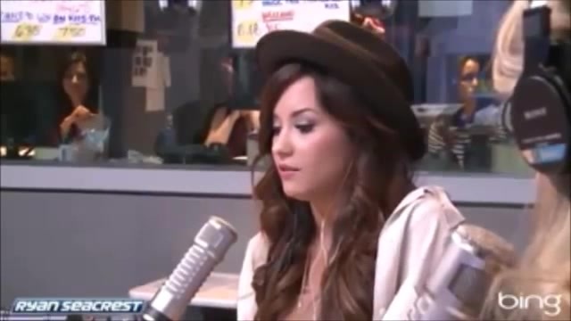 Demi Lovato\'s Interview with Ryan Seacrest -Skyscraper premier [Full] 0298 - Demilu Interview with Ryan Seacrest -Skyscraper premier