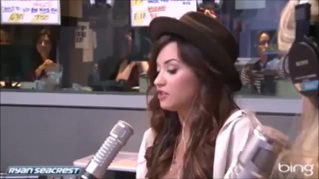 Demi Lovato\'s Interview with Ryan Seacrest -Skyscraper premier [Full] 0300 - Demilu Interview with Ryan Seacrest -Skyscraper premier