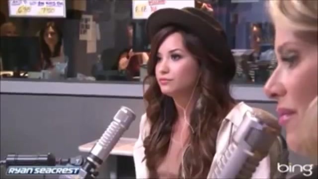 Demi Lovato\'s Interview with Ryan Seacrest -Skyscraper premier [Full] 0697