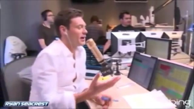 Demi Lovato\'s Interview with Ryan Seacrest -Skyscraper premier [Full] 0702