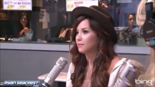 Demi Lovato\'s Interview with Ryan Seacrest -Skyscraper premier [Full] 0320 - Demilu Interview with Ryan Seacrest -Skyscraper premier