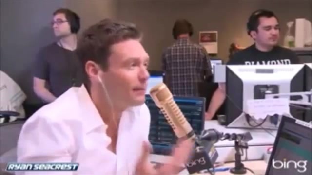 Demi Lovato\'s Interview with Ryan Seacrest -Skyscraper premier [Full] 0726