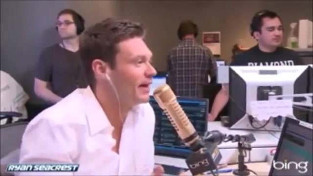 Demi Lovato\'s Interview with Ryan Seacrest -Skyscraper premier [Full] 0727