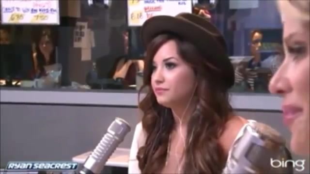Demi Lovato\'s Interview with Ryan Seacrest -Skyscraper premier [Full] 0345 - Demilu Interview with Ryan Seacrest -Skyscraper premier