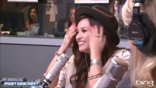 Demi Lovato\'s Interview with Ryan Seacrest -Skyscraper premier [Full] 1142