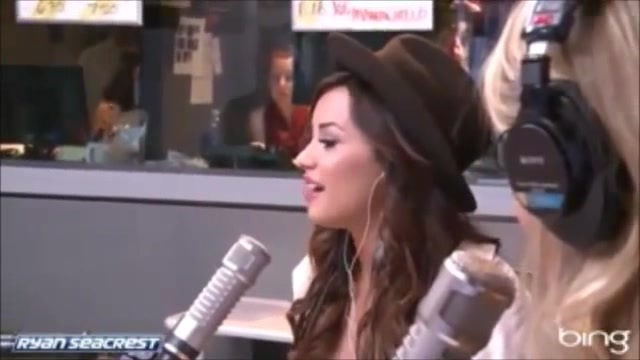 Demi Lovato\'s Interview with Ryan Seacrest -Skyscraper premier [Full] 1148 - Demilu Interview with Ryan Seacrest -Skyscraper premier Part oo2