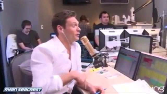 Demi Lovato\'s Interview with Ryan Seacrest -Skyscraper premier [Full] 0361