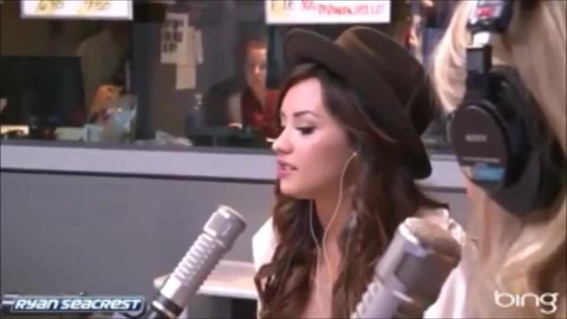 Demi Lovato\'s Interview with Ryan Seacrest -Skyscraper premier [Full] 1151 - Demilu Interview with Ryan Seacrest -Skyscraper premier Part oo2
