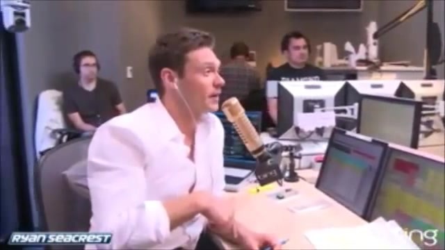 Demi Lovato\'s Interview with Ryan Seacrest -Skyscraper premier [Full] 0363