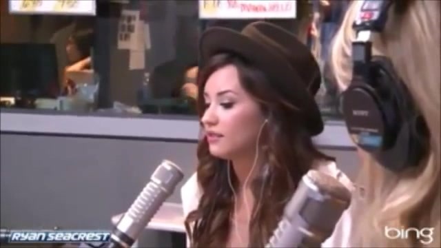Demi Lovato\'s Interview with Ryan Seacrest -Skyscraper premier [Full] 1154 - Demilu Interview with Ryan Seacrest -Skyscraper premier Part oo2