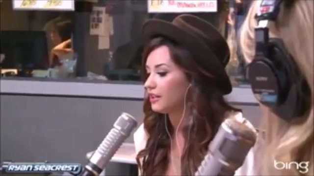 Demi Lovato\'s Interview with Ryan Seacrest -Skyscraper premier [Full] 1156 - Demilu Interview with Ryan Seacrest -Skyscraper premier Part oo2
