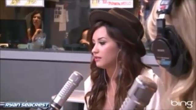 Demi Lovato\'s Interview with Ryan Seacrest -Skyscraper premier [Full] 1159 - Demilu Interview with Ryan Seacrest -Skyscraper premier Part oo2