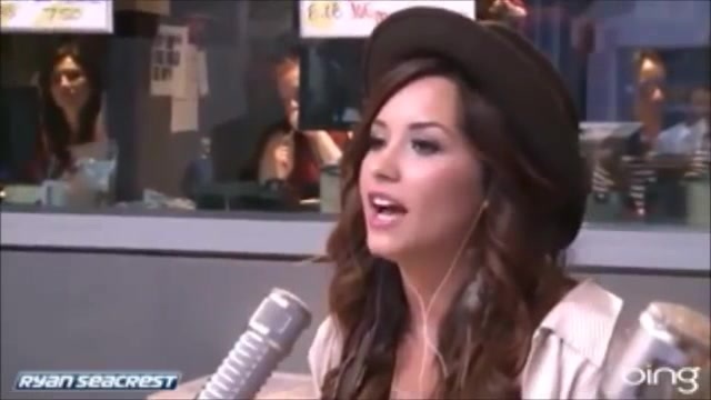 Demi Lovato\'s Interview with Ryan Seacrest -Skyscraper premier [Full] 0751