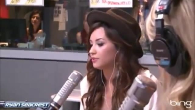 Demi Lovato\'s Interview with Ryan Seacrest -Skyscraper premier [Full] 1161 - Demilu Interview with Ryan Seacrest -Skyscraper premier Part oo2