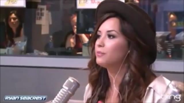 Demi Lovato\'s Interview with Ryan Seacrest -Skyscraper premier [Full] 0754