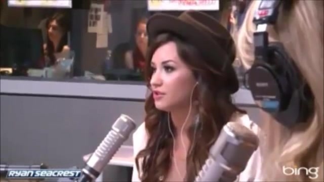 Demi Lovato\'s Interview with Ryan Seacrest -Skyscraper premier [Full] 1167 - Demilu Interview with Ryan Seacrest -Skyscraper premier Part oo2