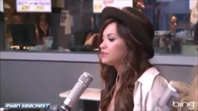 Demi Lovato\'s Interview with Ryan Seacrest -Skyscraper premier [Full] 0383