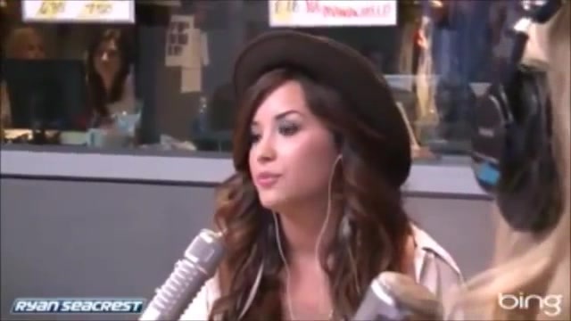 Demi Lovato\'s Interview with Ryan Seacrest -Skyscraper premier [Full] 1579