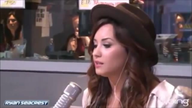 Demi Lovato\'s Interview with Ryan Seacrest -Skyscraper premier [Full] 0763