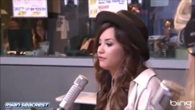 Demi Lovato\'s Interview with Ryan Seacrest -Skyscraper premier [Full] 0391