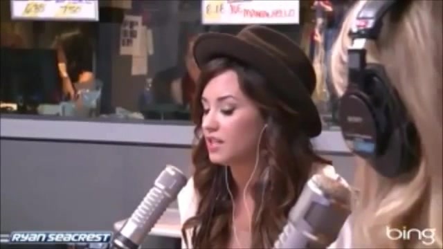 Demi Lovato\'s Interview with Ryan Seacrest -Skyscraper premier [Full] 1184