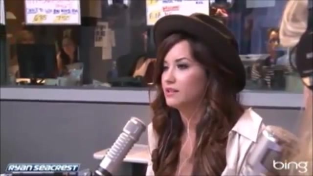 Demi Lovato\'s Interview with Ryan Seacrest -Skyscraper premier [Full] 0397