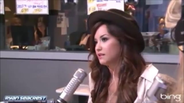 Demi Lovato\'s Interview with Ryan Seacrest -Skyscraper premier [Full] 0398