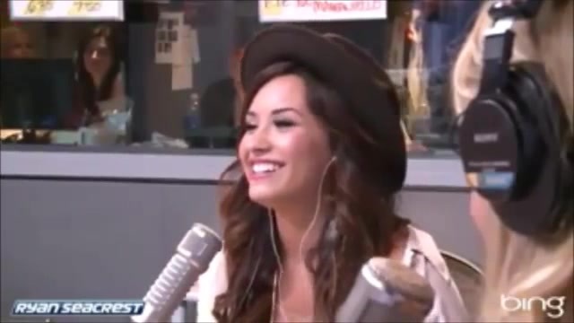 Demi Lovato\'s Interview with Ryan Seacrest -Skyscraper premier [Full] 1598