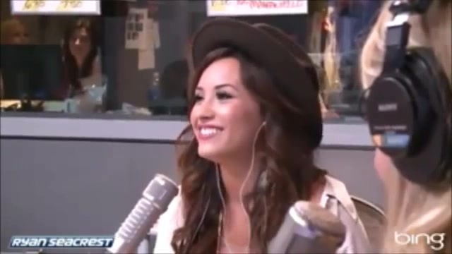 Demi Lovato\'s Interview with Ryan Seacrest -Skyscraper premier [Full] 1599