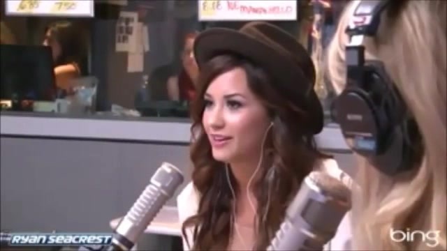 Demi Lovato\'s Interview with Ryan Seacrest -Skyscraper premier [Full] 1196
