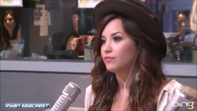 Demi Lovato\'s Interview with Ryan Seacrest -Skyscraper premier [Full] 0781