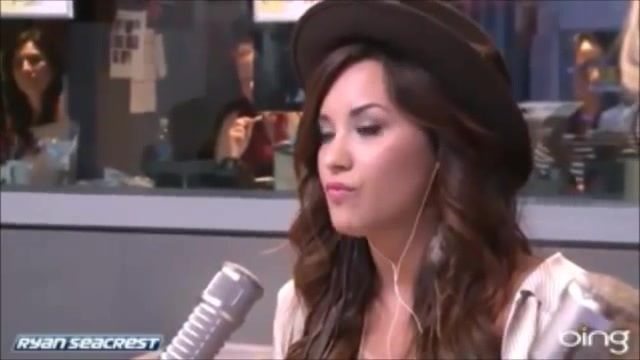 Demi Lovato\'s Interview with Ryan Seacrest -Skyscraper premier [Full] 0786