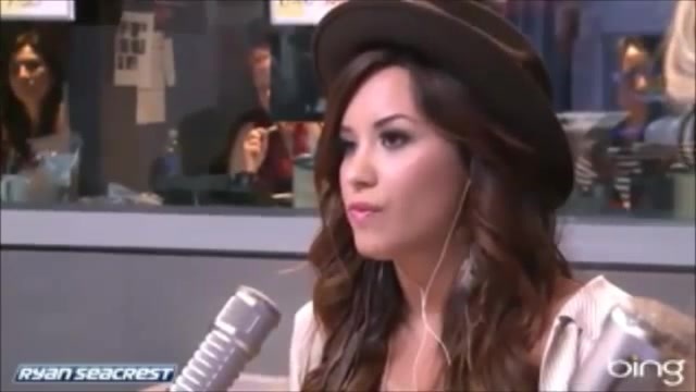 Demi Lovato\'s Interview with Ryan Seacrest -Skyscraper premier [Full] 0788