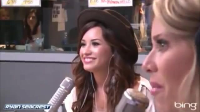 Demi Lovato\'s Interview with Ryan Seacrest -Skyscraper premier [Full] 1617