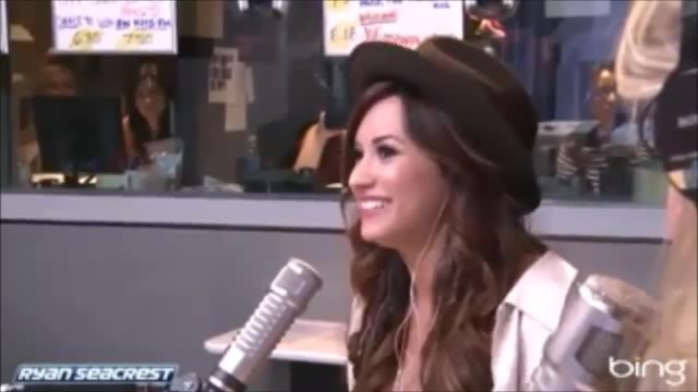 Demi Lovato\'s Interview with Ryan Seacrest -Skyscraper premier [Full] 0413 - Demilu Interview with Ryan Seacrest -Skyscraper premier