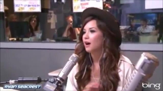 Demi Lovato\'s Interview with Ryan Seacrest -Skyscraper premier [Full] 2039