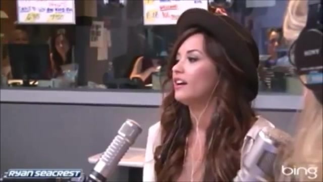 Demi Lovato\'s Interview with Ryan Seacrest -Skyscraper premier [Full] 0428