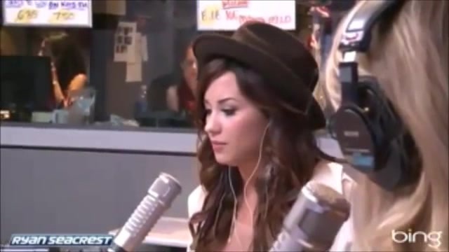 Demi Lovato\'s Interview with Ryan Seacrest -Skyscraper premier [Full] 1232
