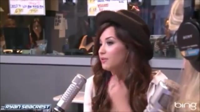 Demi Lovato\'s Interview with Ryan Seacrest -Skyscraper premier [Full] 0439