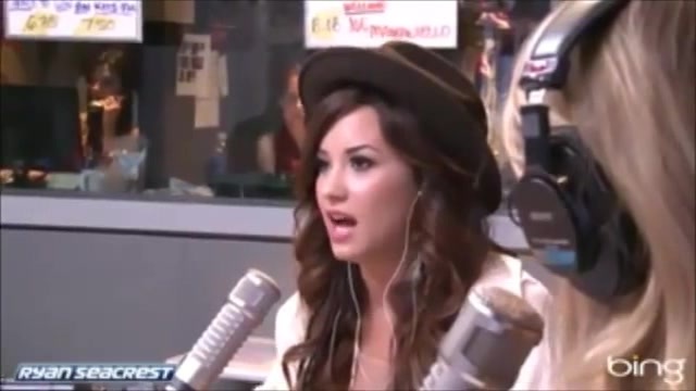 Demi Lovato\'s Interview with Ryan Seacrest -Skyscraper premier [Full] 1238