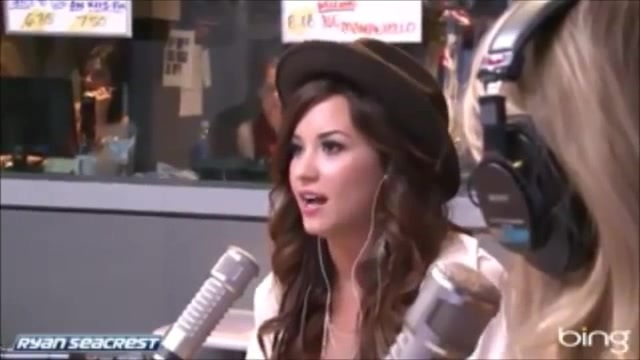 Demi Lovato\'s Interview with Ryan Seacrest -Skyscraper premier [Full] 1239