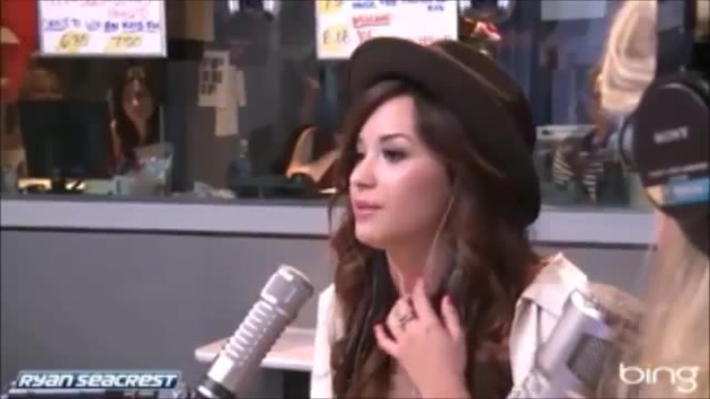 Demi Lovato\'s Interview with Ryan Seacrest -Skyscraper premier [Full] 0442