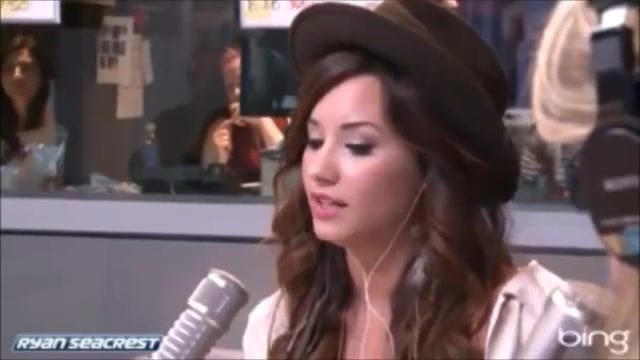 Demi Lovato\'s Interview with Ryan Seacrest -Skyscraper premier [Full] 0837