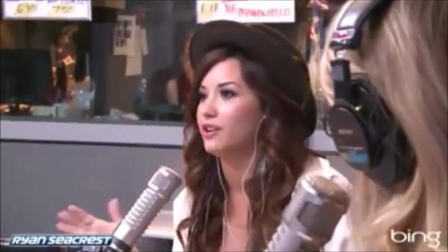 Demi Lovato\'s Interview with Ryan Seacrest -Skyscraper premier [Full] 1248