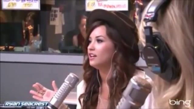 Demi Lovato\'s Interview with Ryan Seacrest -Skyscraper premier [Full] 1251